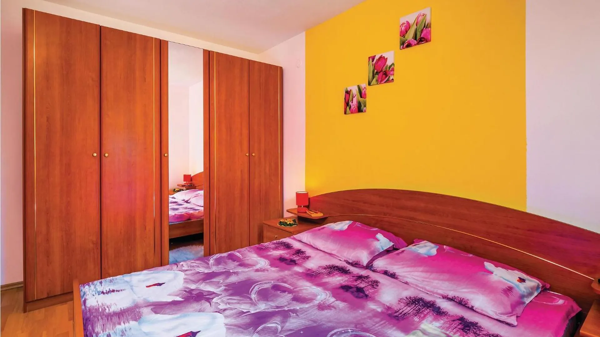 2 Bedroom Gorgeous Apartment In Rabac
