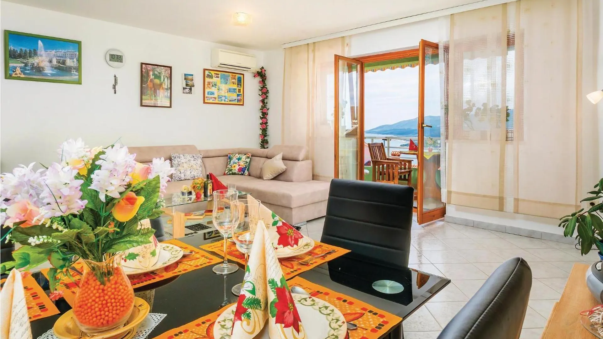 2 Bedroom Gorgeous Apartment In Rabac