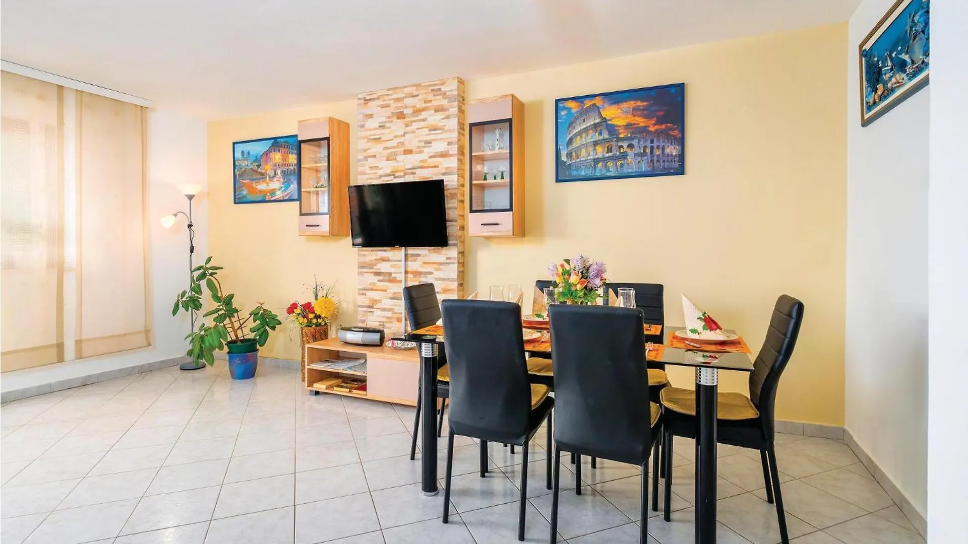 2 Bedroom Gorgeous Apartment In Rabac Croatia