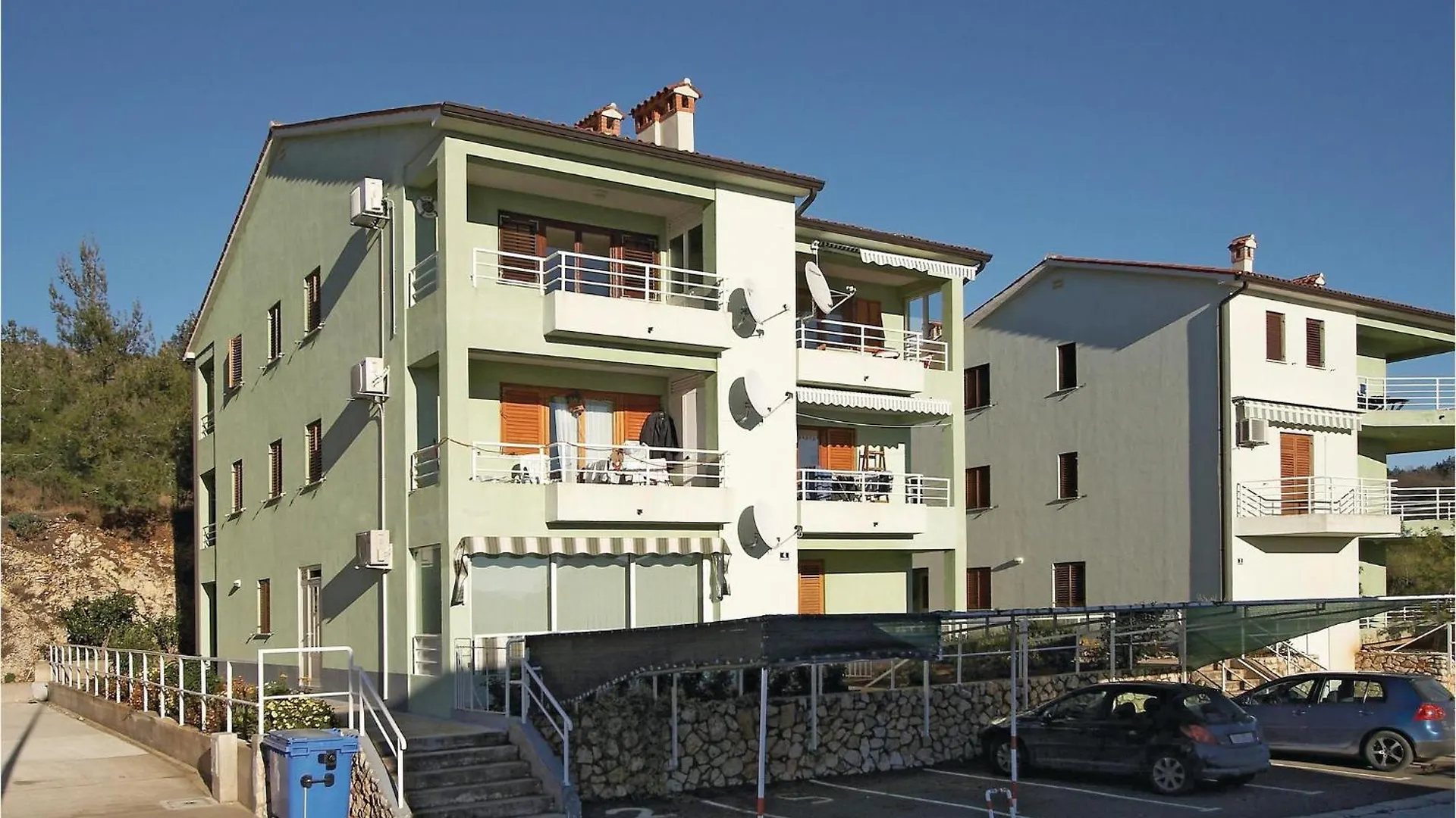2 Bedroom Gorgeous Apartment In Rabac