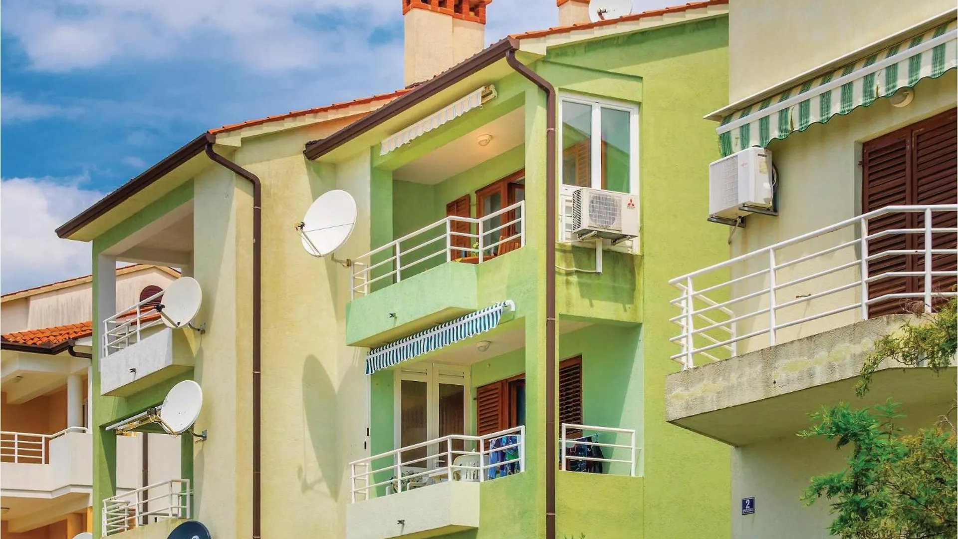 2 Bedroom Gorgeous Apartment In Rabac