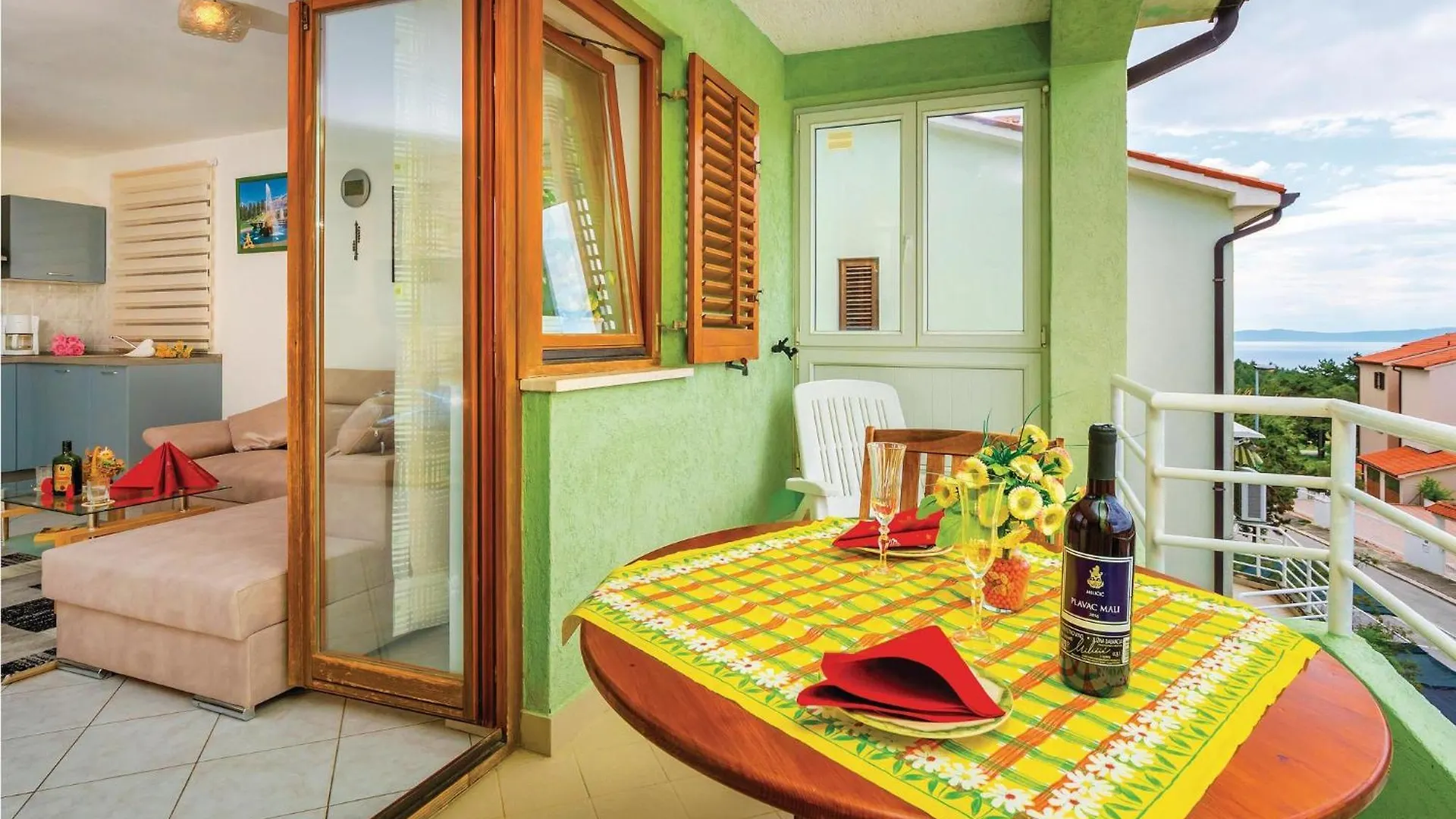 2 Bedroom Gorgeous Apartment In Rabac